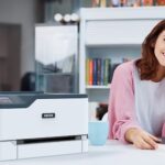Imprimante multifonction Xerox® C230 bureau femme Imprimante multifonction Xerox® C230 bureau femme